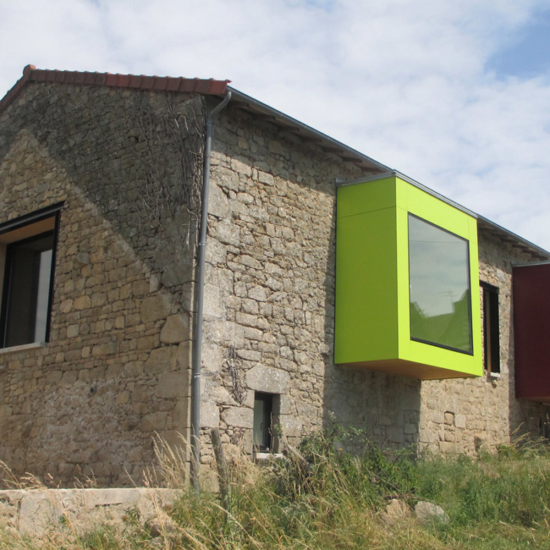 Slider-Micro-creche-Ahun-1
